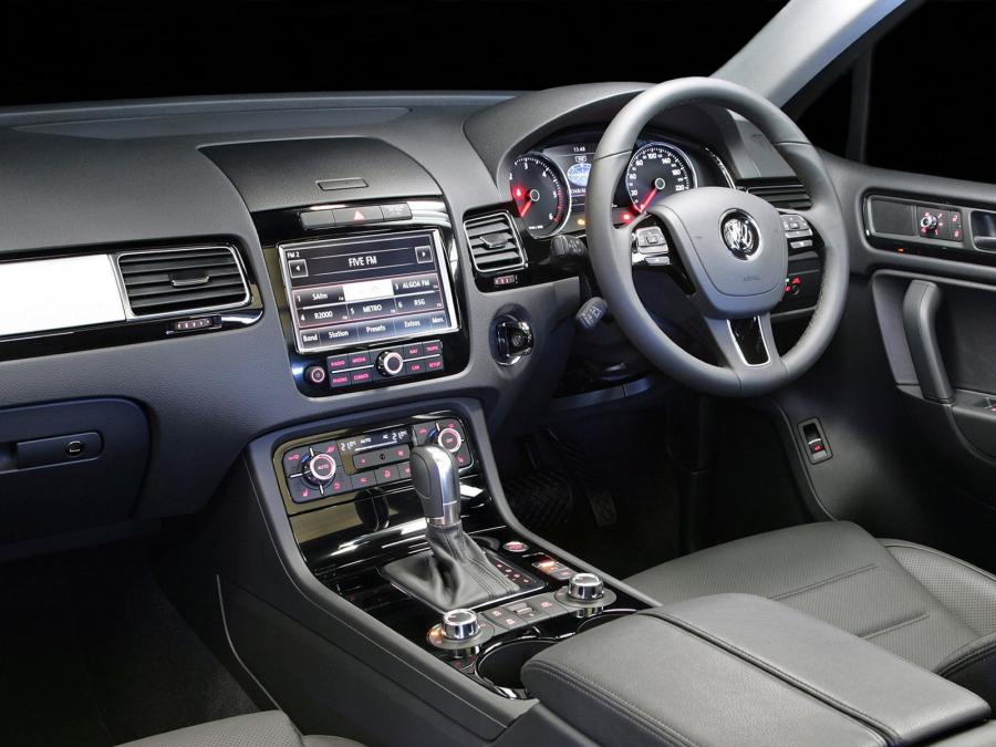  Volkswagen Touareg V6 TDi 2010 года  (ZA) (фото 10 из 12)